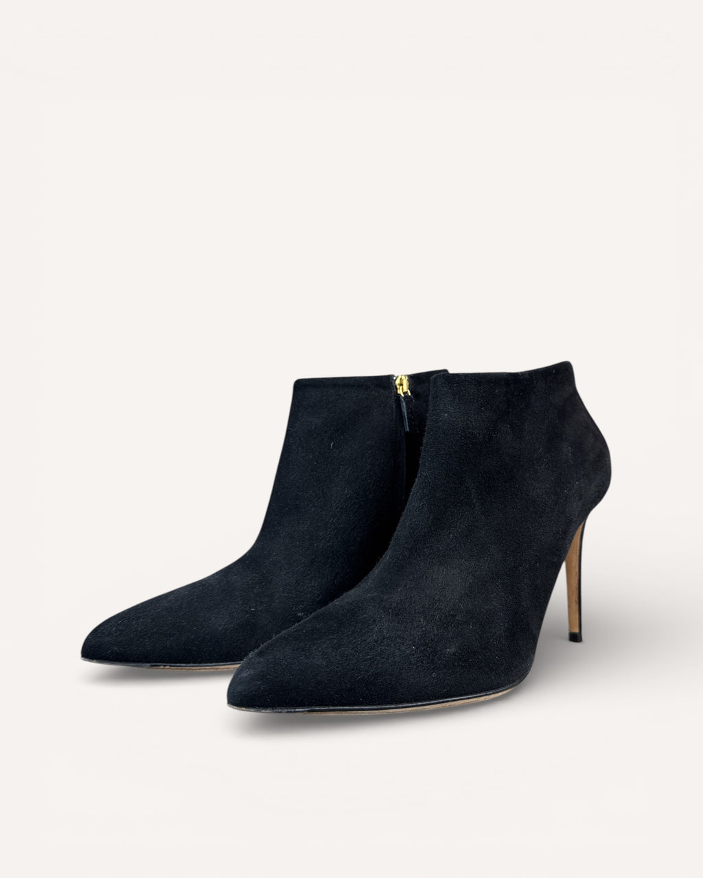 Talons Gucci en suède noir, taille 41.